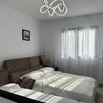 Modern Place-Perfect Getaway
